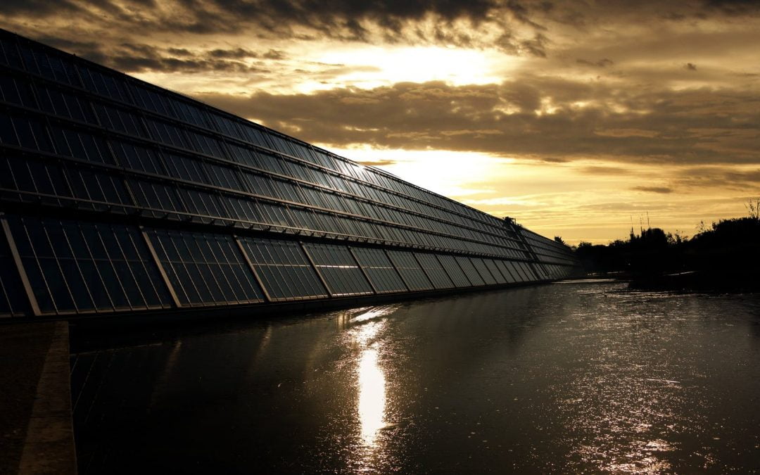Do Solar Panels Work At Night And On Cloudy Or On Rainy Days?